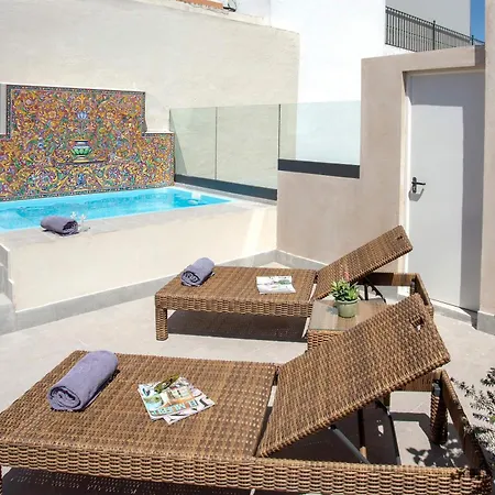Genteel Plaza Del Museo Apartment